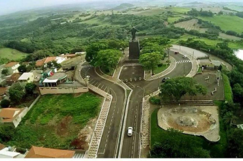 Novos Executivos e Legislativos